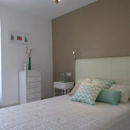 Bright Beach Apartment Alicante